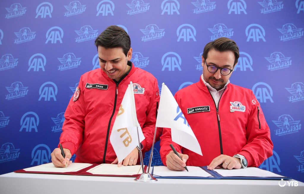 TEKNOFEST’te anlamlı işbirliği: YTB ve AA protokol imzaladı 1 ytb aa 2