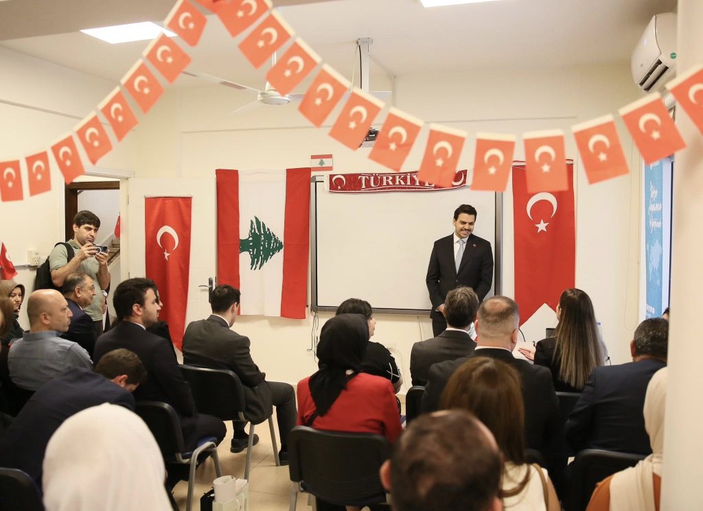 YTB Başkanı Eren, Türkiye Mezunları ile Lübnan’da bir araya geldi 8 ytb lubnan bulusma 2