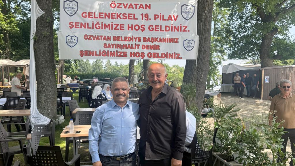 Stuttgart’ta memleket hasreti şenlikle dindi: Özvatanlılar buluştu 10 ozvatan pilav senligi 4