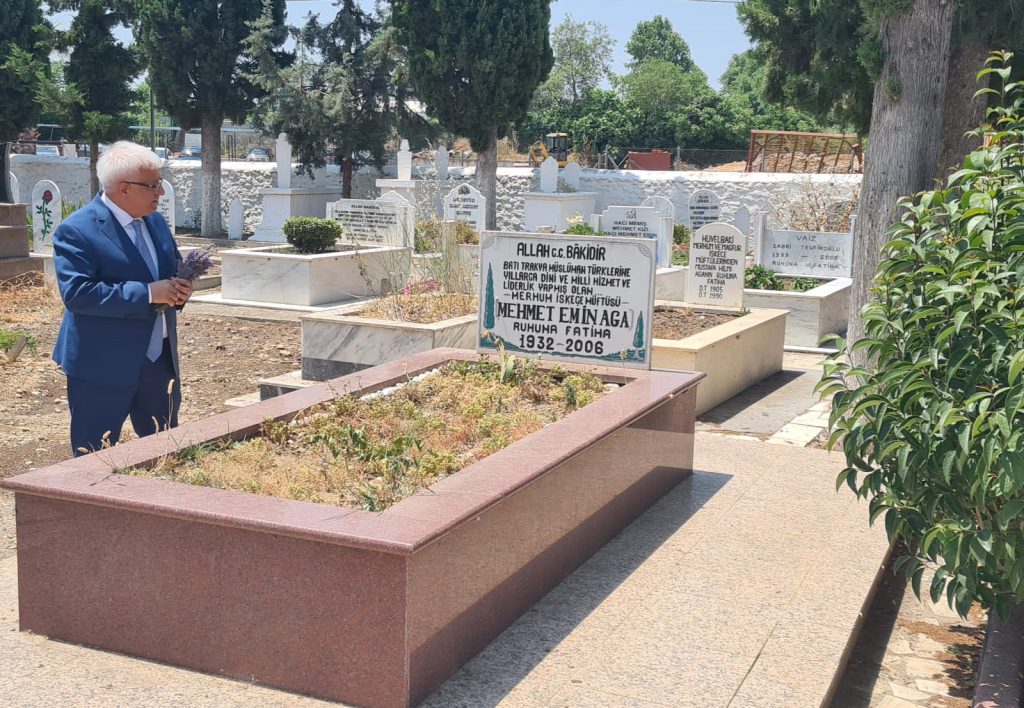 TİKA Başkan Yardımcısı Çevik, Batı Trakya’nın unutulmaz isimlerini dualarla andı 8 tika kabir ziyaret1
