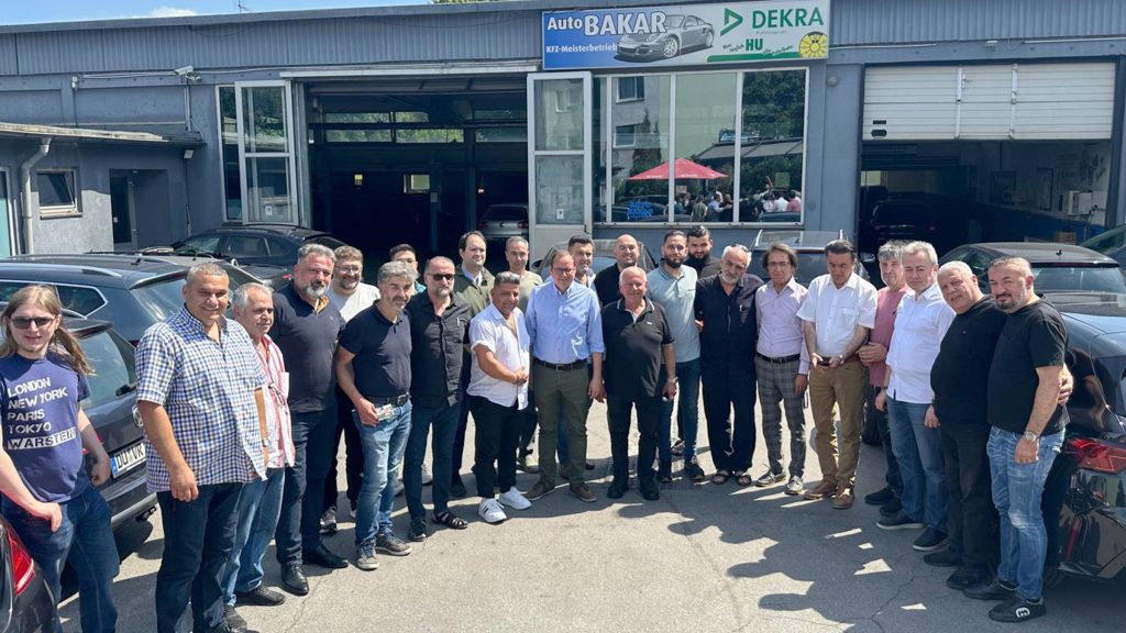 Göçmen iş insanları Auto Bakar’da Başkan Kufen’le bir araya geldi 1 auto bakar 4