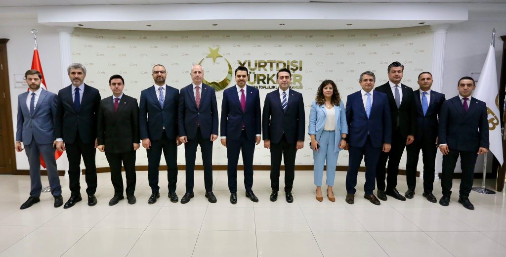 Abdullah Eren veda etti, YTB Başkanlığı Turus’a devredildi 1 baskan Turus ytb5