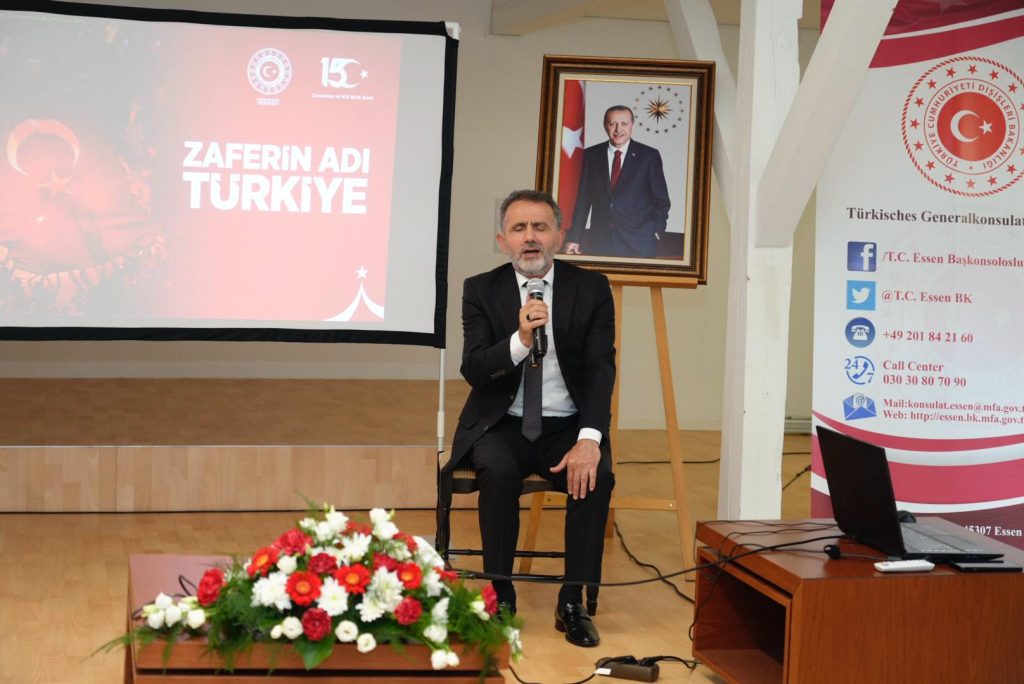 Başkonsolos Aydın: "Bu millet 15 Temmuz'da gereken cevabı cermiştir" 11 essen 15Temmuz 6