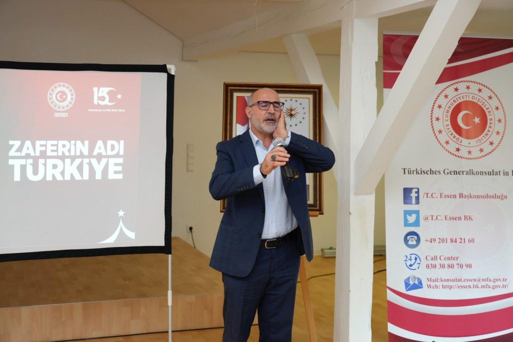 Başkonsolos Aydın: "Bu millet 15 Temmuz'da gereken cevabı cermiştir" 12 essen 15Temmuz 7
