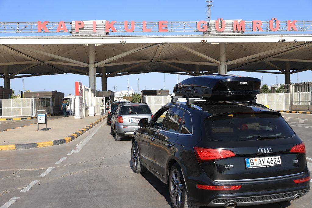 Avrupa’dan memlekete: Tatil yolculuğu başladı 9 kapikule4