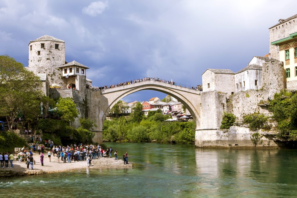 mostar koprusu bosna hersek in