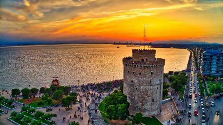 selanik in simgesi beyaz kule