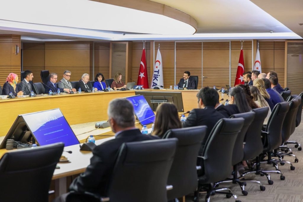 TİKA’da Eren’le yeni parola: "İş birliği, şeffaflık, dayanışma" 1 tika eren toplanti 4