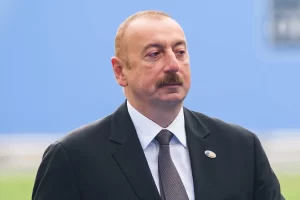 aliyev ile pasinyan in imzalar