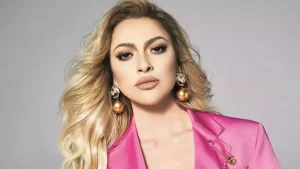 hadise den cesur hamle paylasi