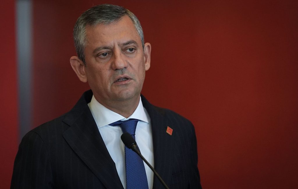 ozgur ozel den akp li i sim ha