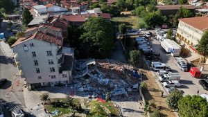 sindirgi da 6 1 lik deprem 16