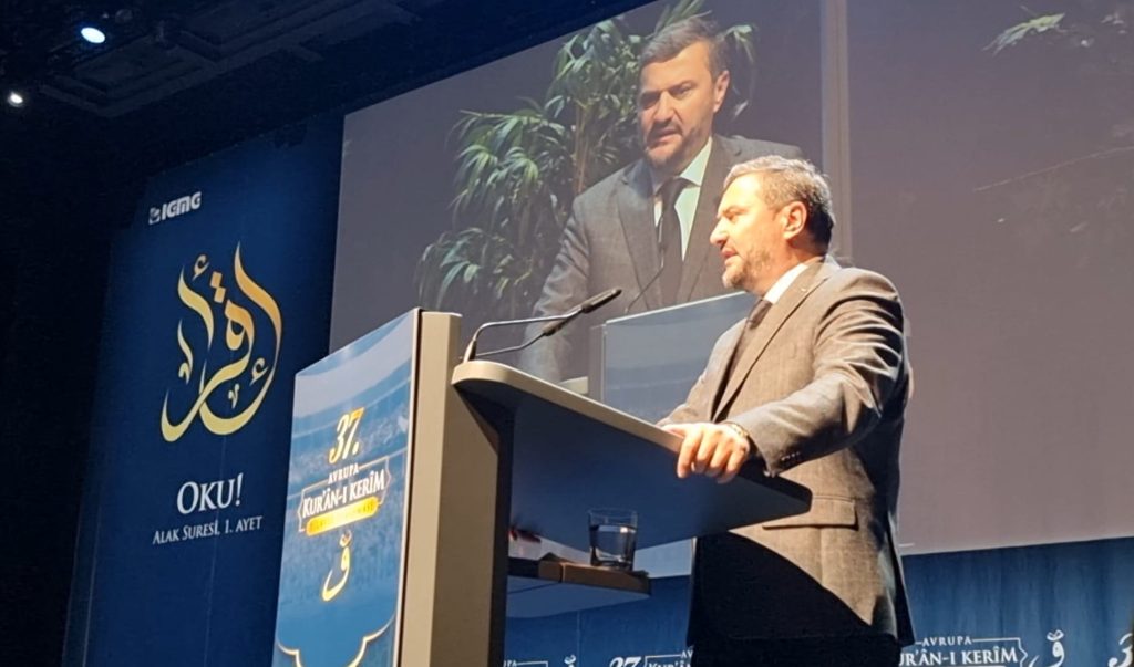 37.Avrupa Kur’ân-ı Kerîm Tilavet Yarışması Bielefeld’de gerçekleşti 12 WhatsApp Image 2025 10 19 at 23.58.50