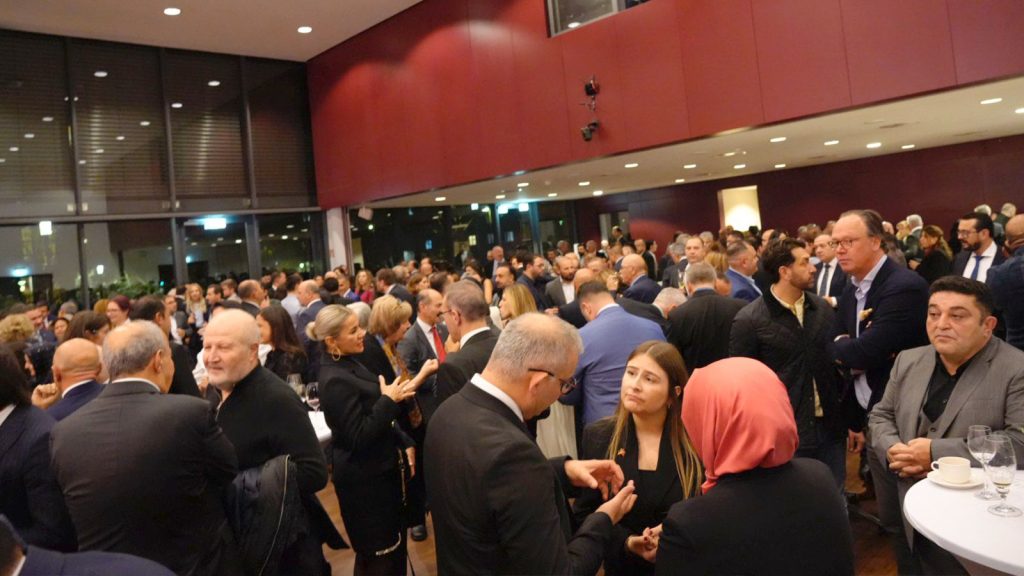 Essen’de Cumhuriyet Bayramı coşkusu zirve yaptı 15 essen cumhuriyet kutlama15