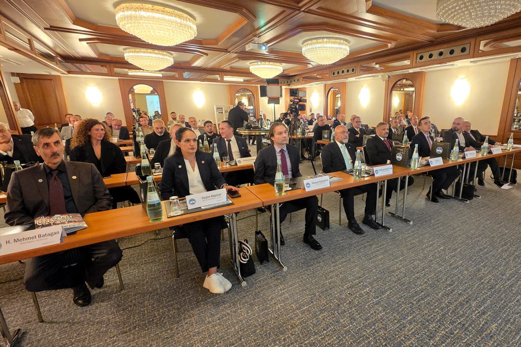 AKİB Köln’de Avrupa’daki Kayserili iş insanlarını buluşturdu 1 akib is dunya bulusma3