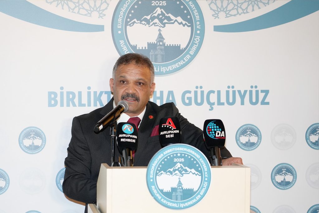 AKİB Köln’de Avrupa’daki Kayserili iş insanlarını buluşturdu 12 akib is dunya bulusma genelbaskan ali hizar