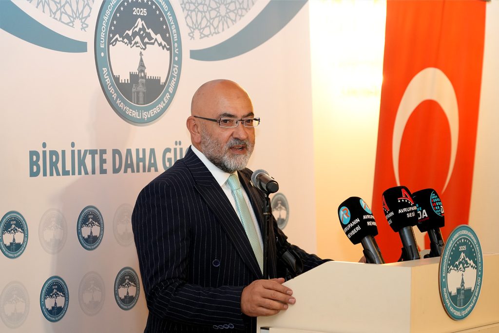 AKİB Köln’de Avrupa’daki Kayserili iş insanlarını buluşturdu 16 akib is dunya bulusma milletvekili cingi2