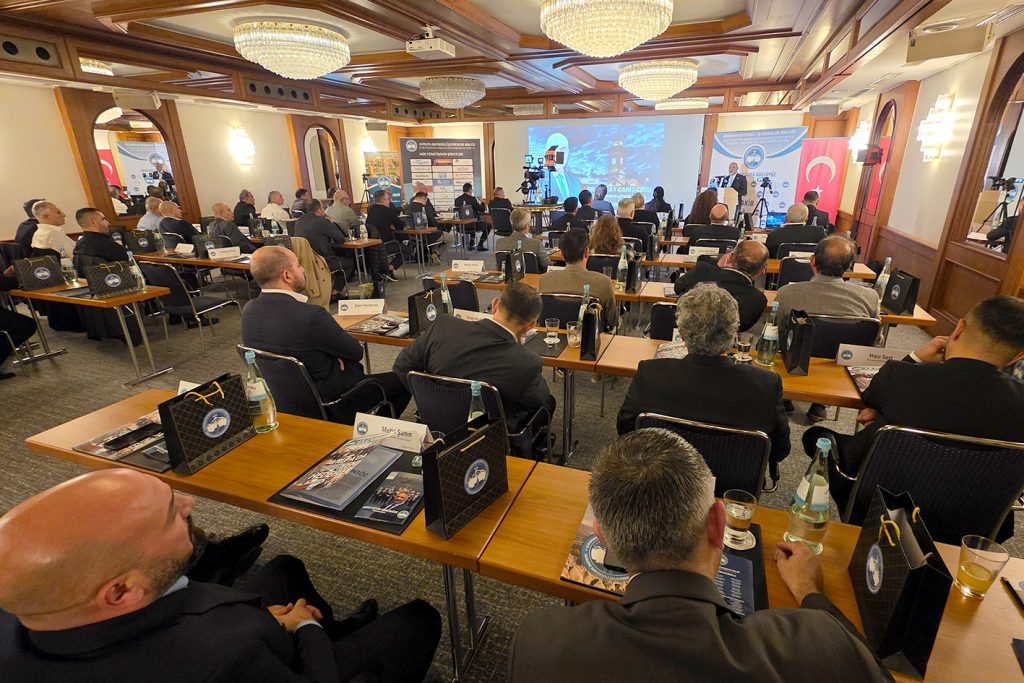 AKİB Köln’de Avrupa’daki Kayserili iş insanlarını buluşturdu 17 akib is dunya bulusma milletvekili cingi4