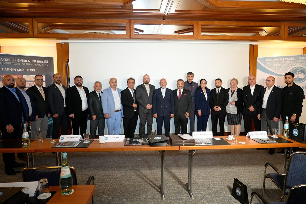 AKİB Köln’de Avrupa’daki Kayserili iş insanlarını buluşturdu 21 akib is dunya bulusma yonetim kurulu