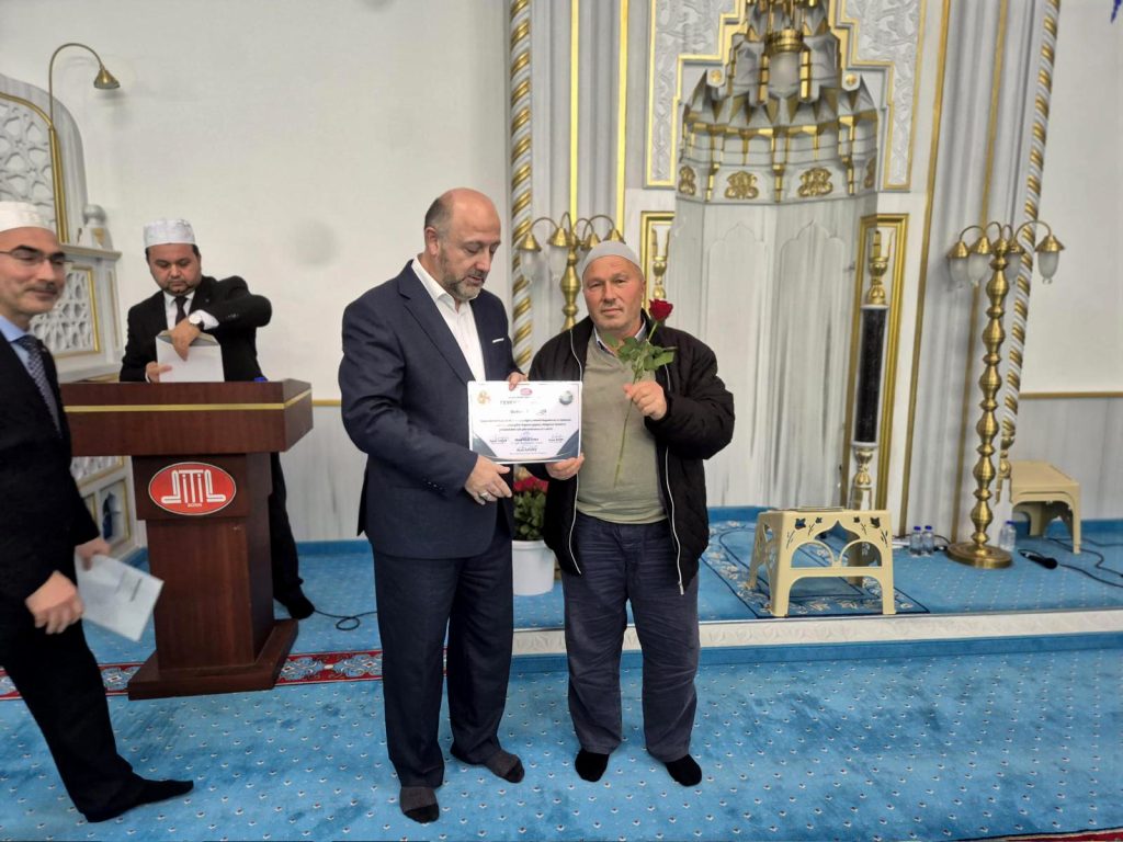 Bonn Camii'nde vefa Buluşması: İlk nesil dualarla anıldı 11 bonn2