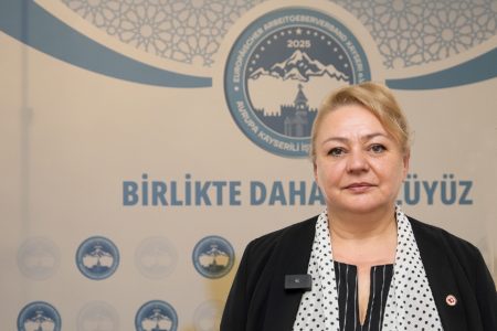Yeni Mimoza Huzurevi sahibi Hatice Bayar: “Yaşlı bakımı sevgiyle yapılır” yeni mimoza13
