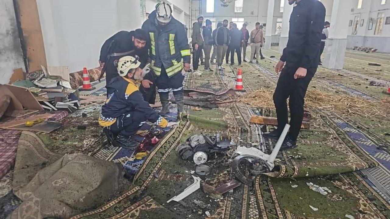 Humus’ta camiye bombalı saldırı: 8 kişi hayatını kaybetti, 18 yaralı
