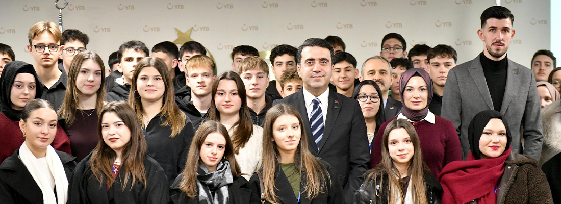 Başkan Abdulhadi Turus, Gümülcineli gençleri YTB’de ağırladı