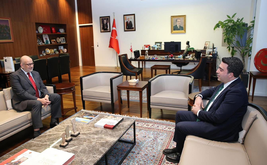 YTB Başkanı Abdulhadi Turus, Başkonsolos Onart ile Strazburg’da buluştu