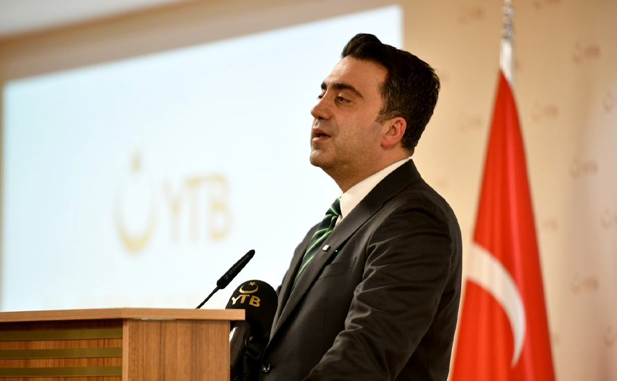 YTB Başkanı Turus, 30 Altı Gençlik Zirvesi’nde geleceğin idarecileriyle buluştu