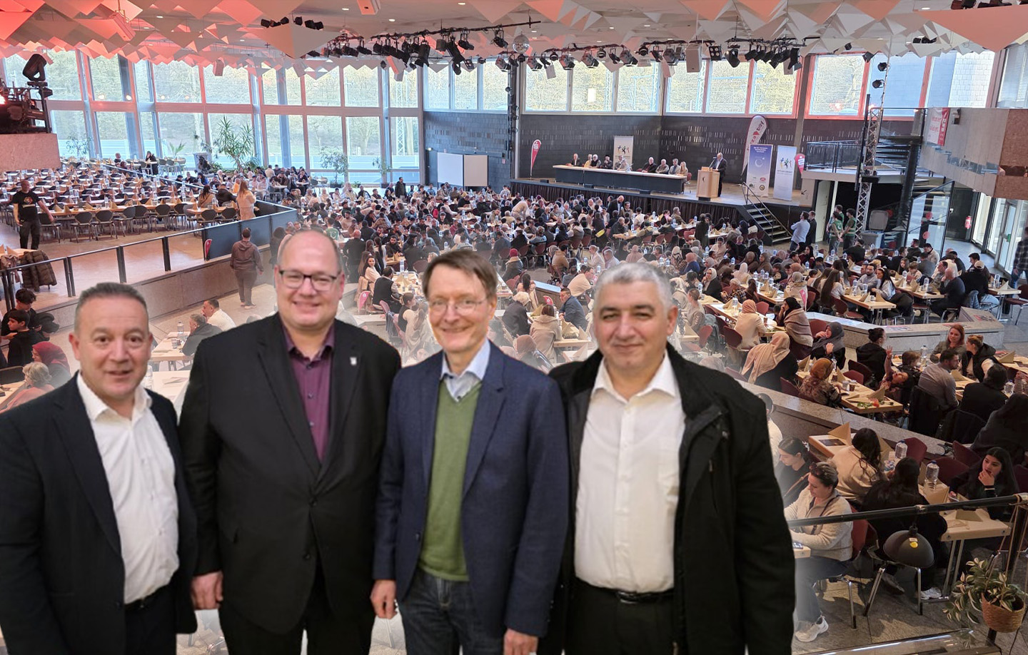 Leverkusen’de farklı kültürler 3 bin kişi iftar sofrasında buluştu