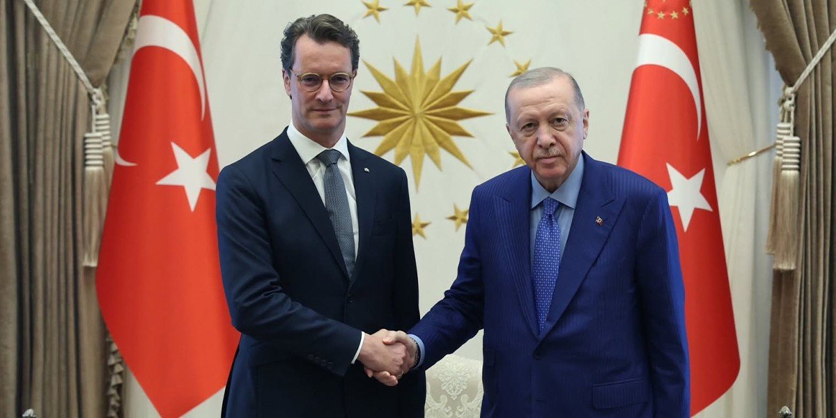 Erdoğan, Kuzey Ren-Vestfalya Başbakanı Wüst'ü Külliyesi'nde ağırladı