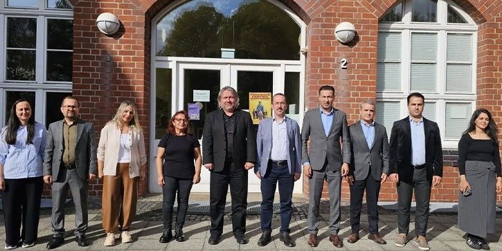 Anadolu Üniversitesi ve Dortmund Türk Eğitim Merkezi arasında işbirliği görüşmeleri