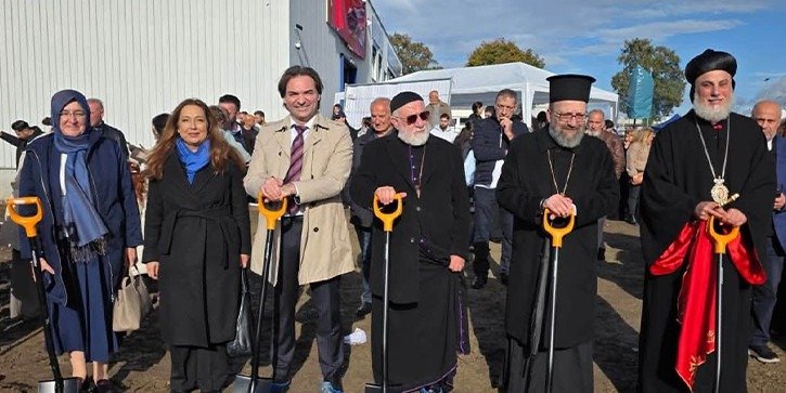 Köln'de Süryani kilisesi inşasının temeli atıldı