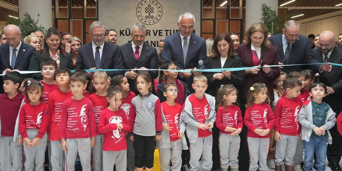 Edirne'ye modern kütüphane ve ihya edilen Mevlevihâne açıldı